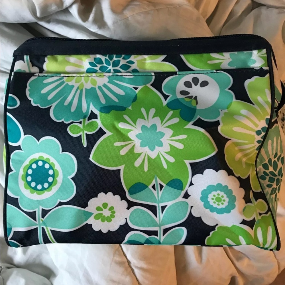 2 Thirty one Cosmetic bags